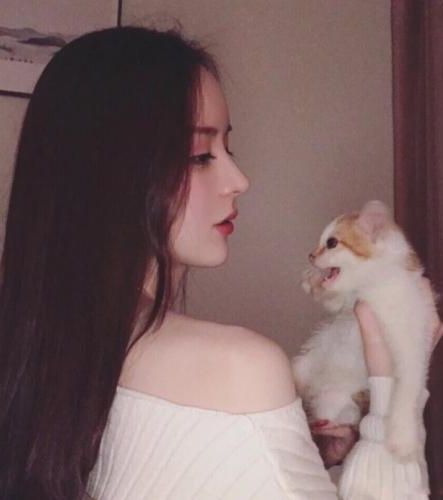 【热文】《穿到荒年后我绑定了商城系统》柳青萝独孤云卿