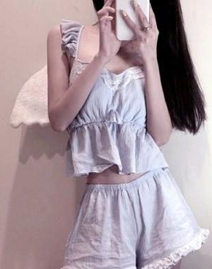 【热文】《穿成作精女配，看我如何逆风翻盘》余欢顾长卿